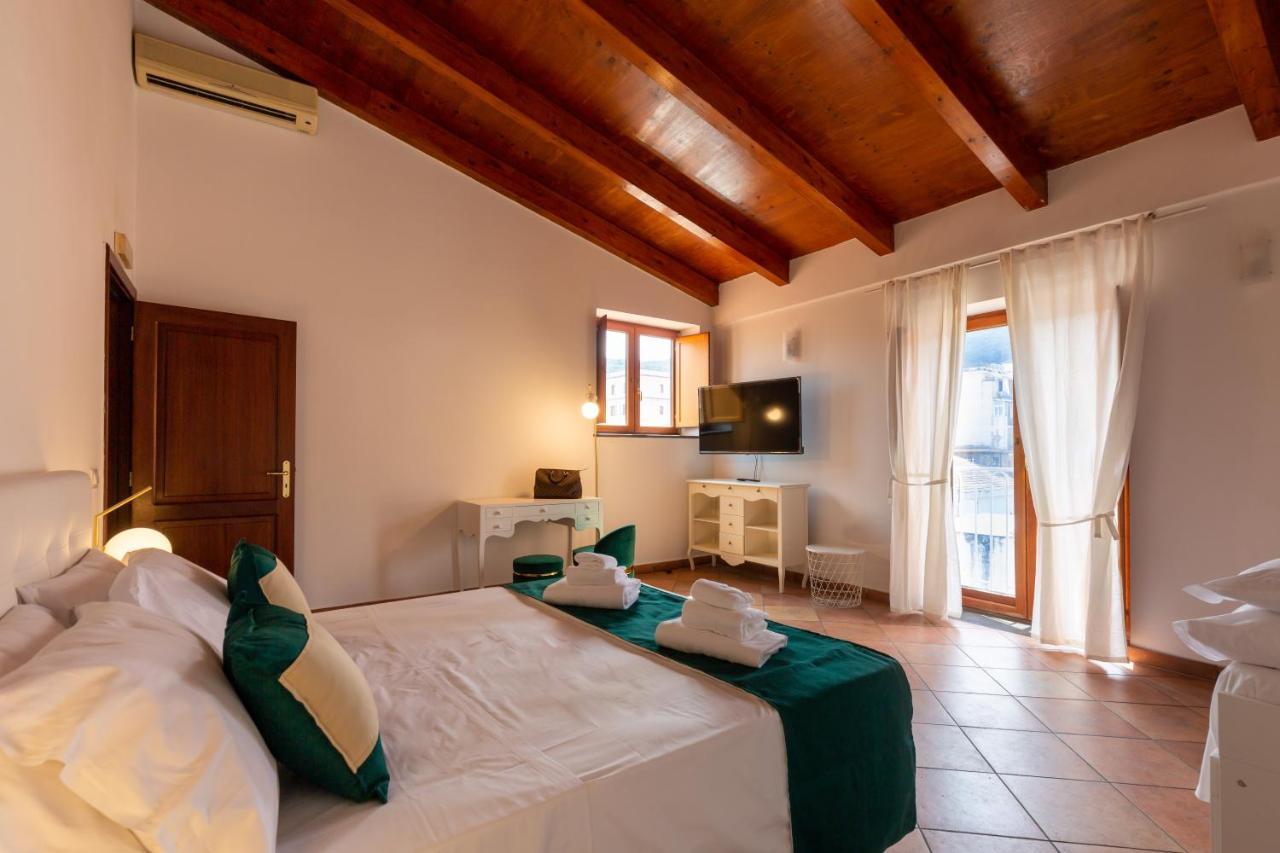 Rossy House Apartamento *